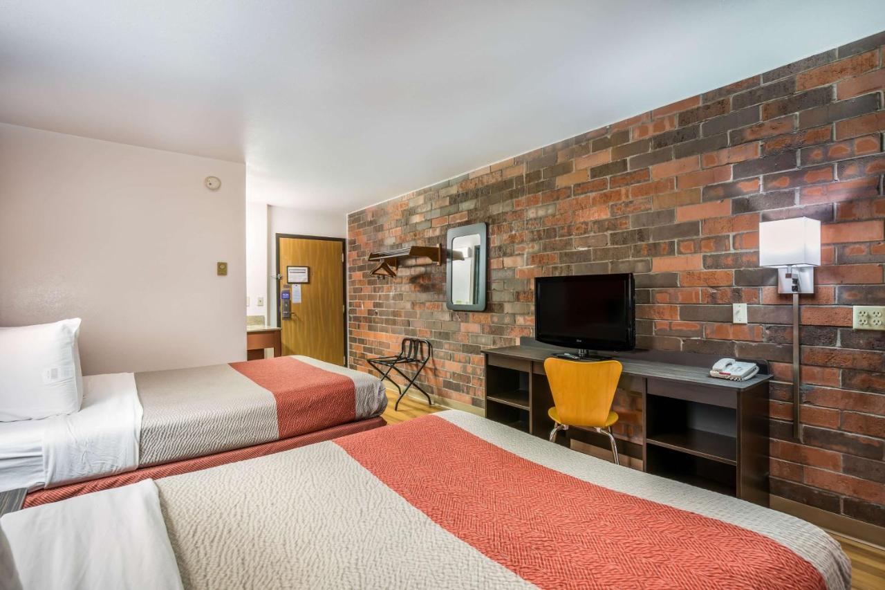 Quadruple Room - Non-Smoking,1309805899:JPEG