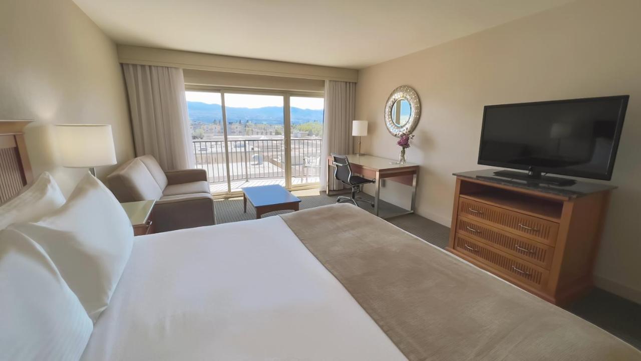 Coast Premium Room, One King Bed,1324172719:JPEG