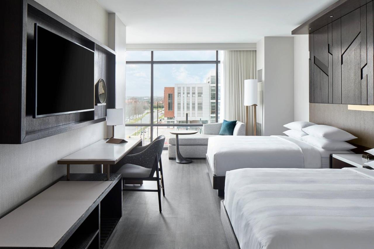 Corner Guest room with 2 Queen Bed,1350790315:JPEG