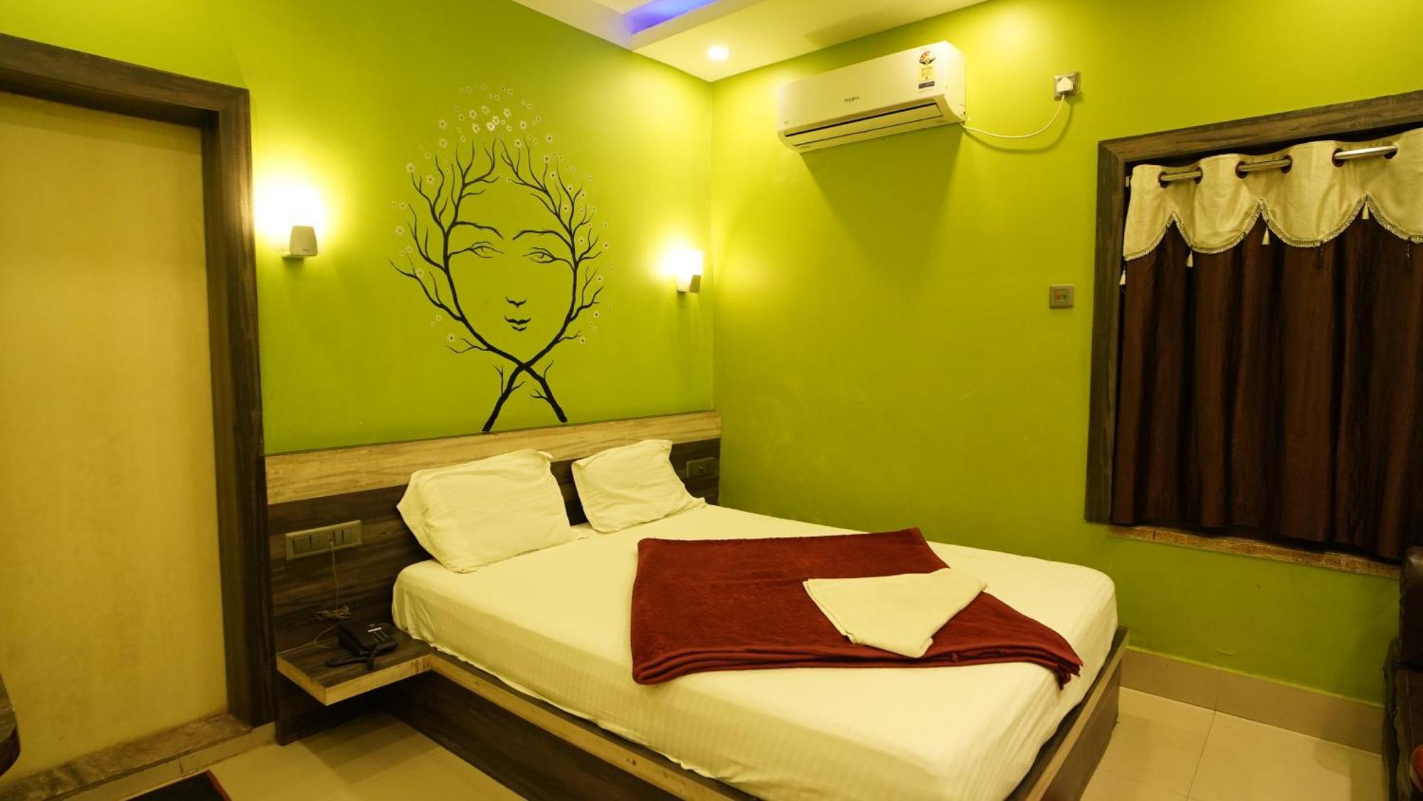 Budget Double Room,1505827156:JPEG