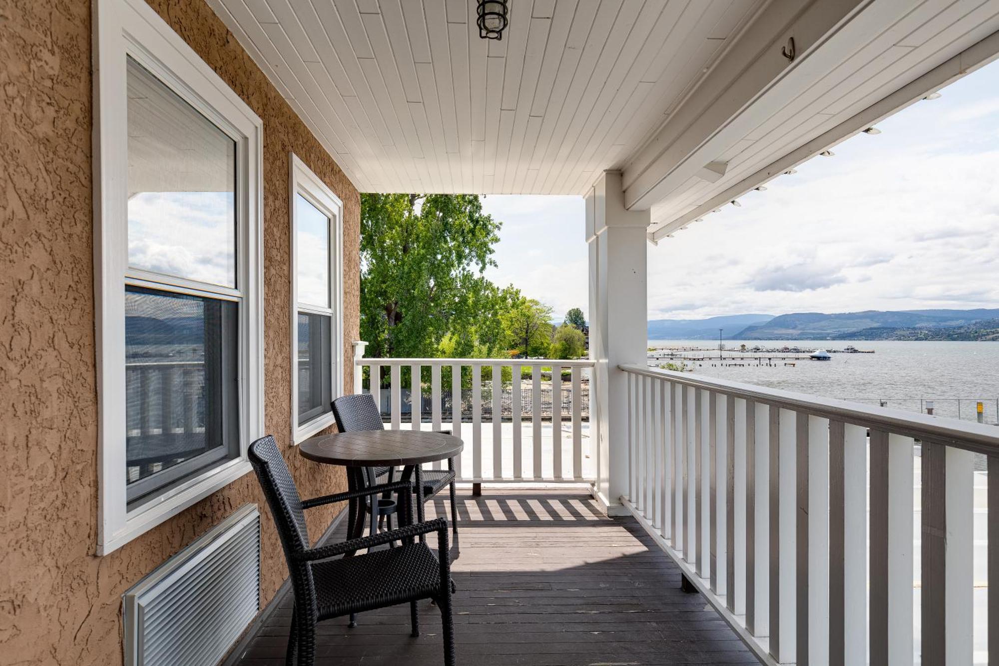 Heritage Lake View Queen HRLQ
