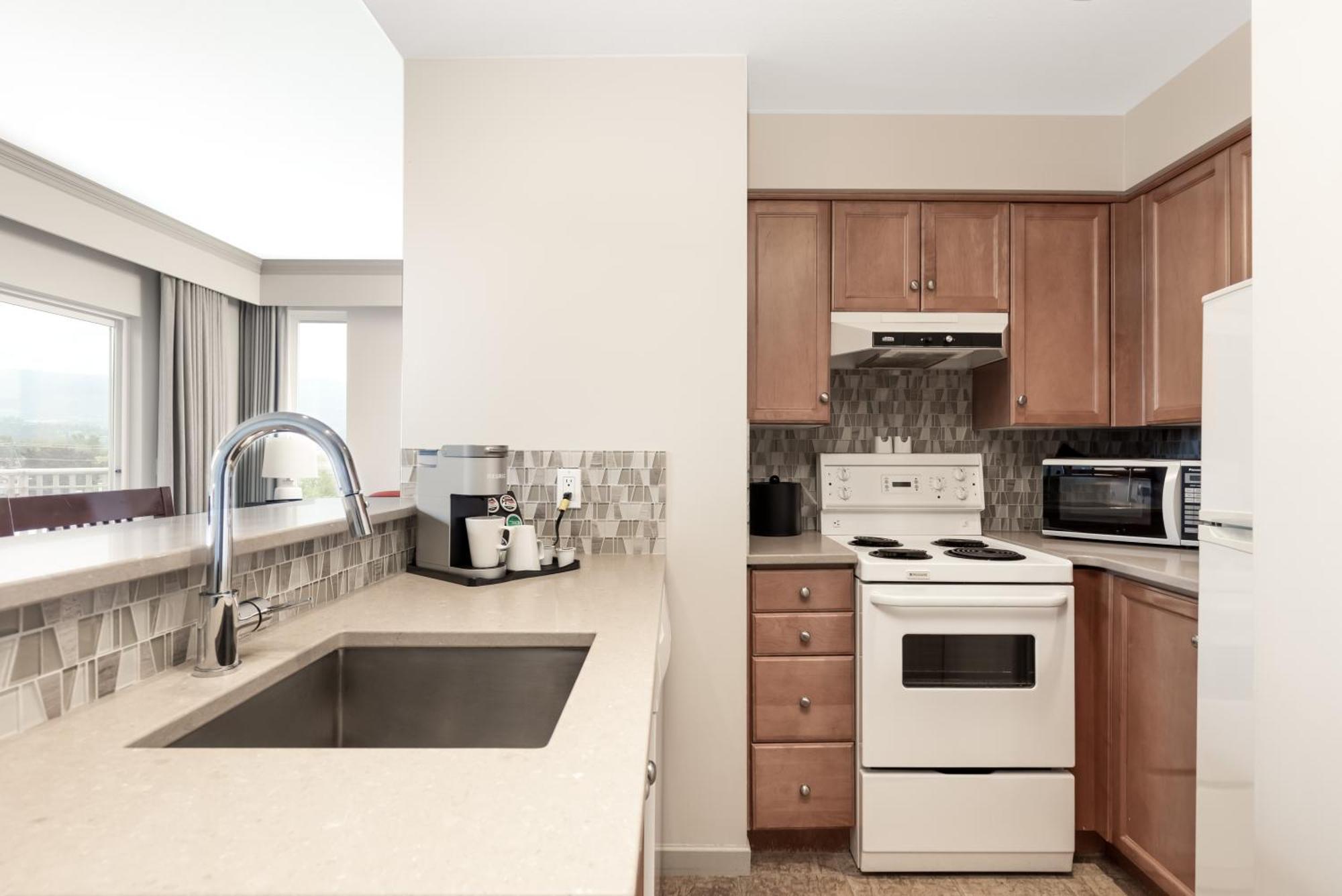 Premium One Bedroom Suite,1558478155:JPEG