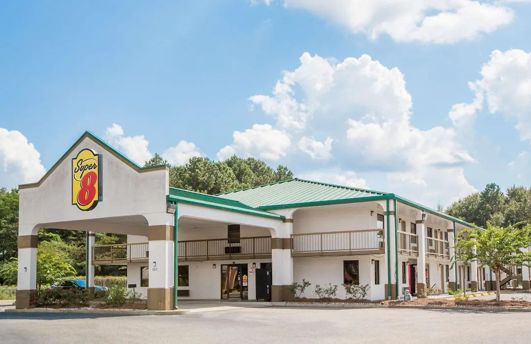 Super 8 By Wyndham Dothan-1