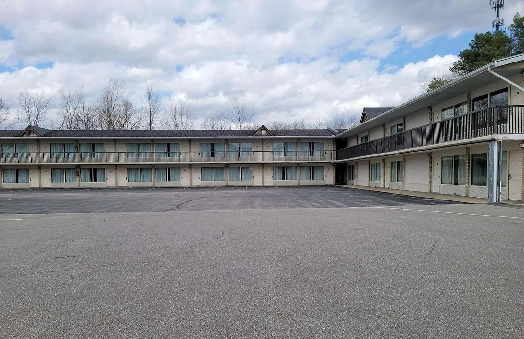 Days Inn By Wyndham Birch Run-1