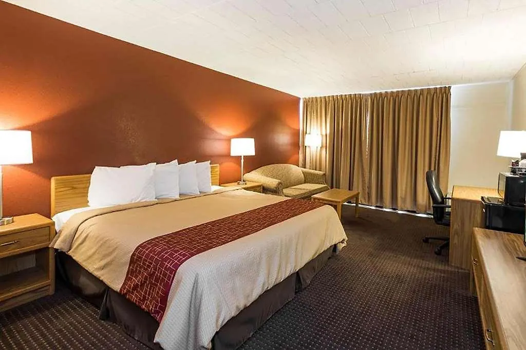 Days Inn By Wyndham Williamsport-1