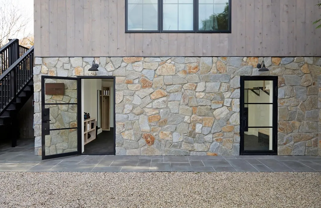 Hotel Moraine-1