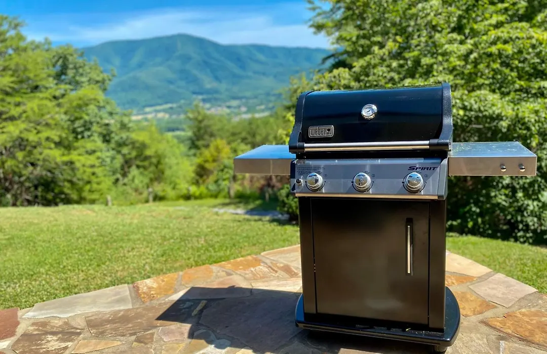 Belltop: Mountaintop Retreat With Best Views In Tn-1