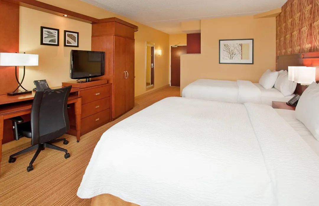 Courtyard By Marriott Pittsburgh North/Cranberry Woods-1