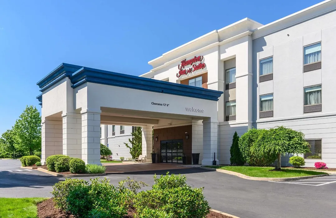 Hampton Inn & Suites Hartford-Manchester-1