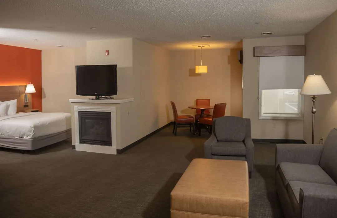 Hawthorn Suites By Wyndham Erie-1