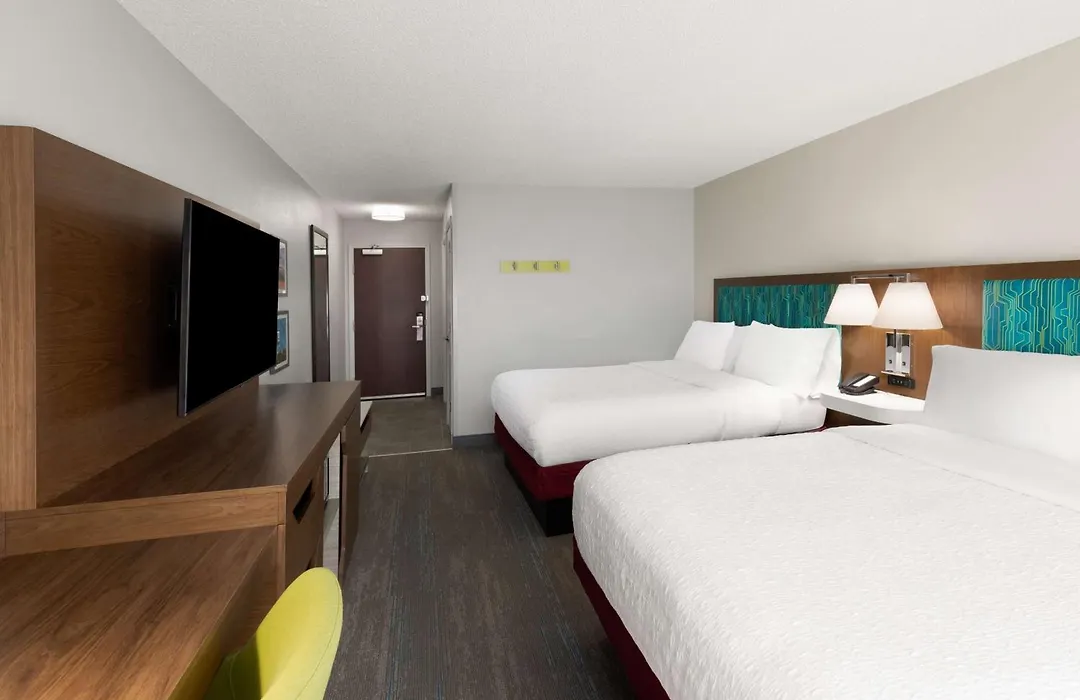 Hampton Inn & Suites Dothan-1