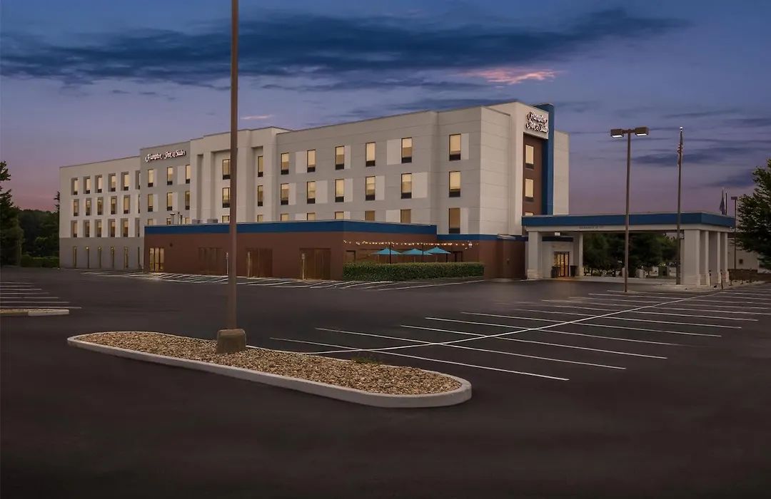 Hampton Inn & Suites Grove City-1