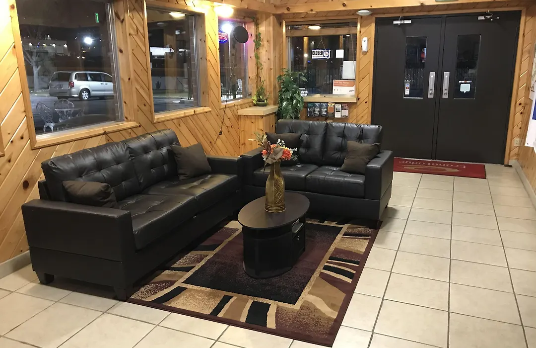 Econo Lodge Salina Scenic Route 89 & I-70-1