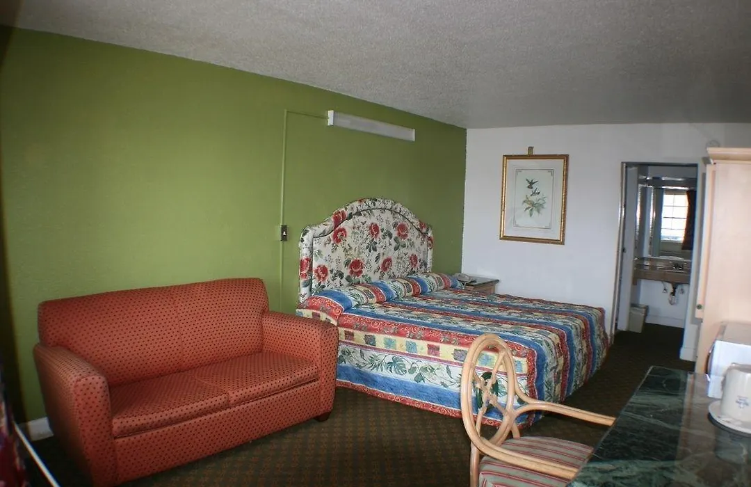 Budget Inn - Charlotte-1