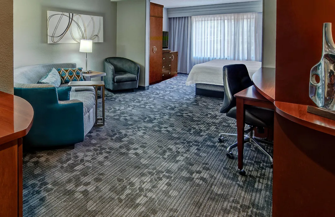 Courtyard By Marriott Troy-1