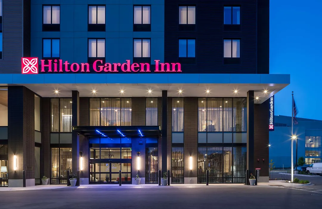 Hilton Garden Inn Madison Downtown, Wi-1