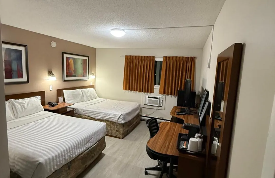 Canadas Best Value Inn Kelowna-1