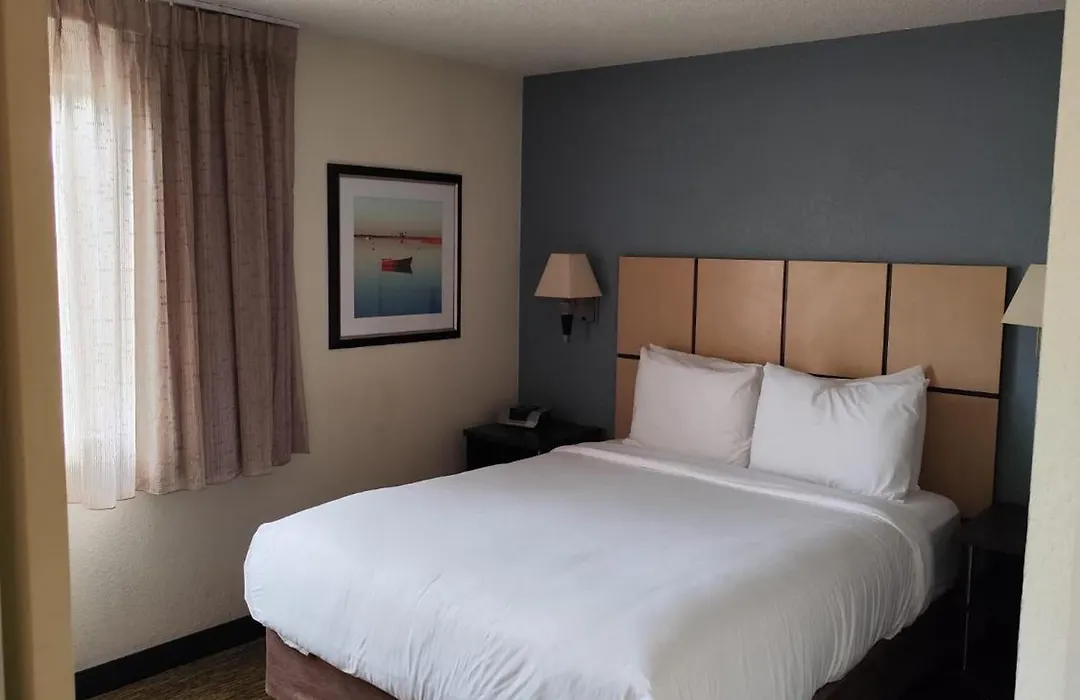 Sonesta Simply Suites Philadelphia Mount Laurel-1