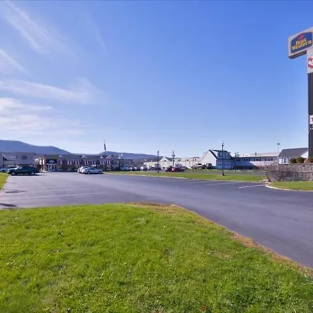 Quality Inn & Suites Williamsport-3