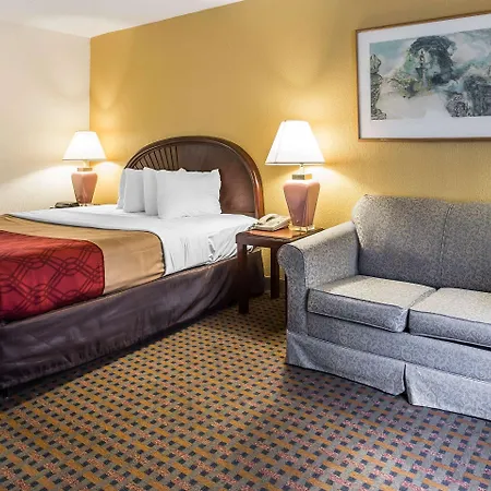 Econo Lodge Inn & Suites Carrollton-2