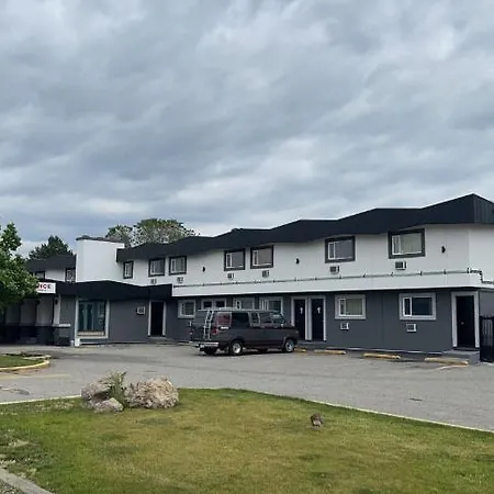 Canadas Best Value Inn Kelowna-3