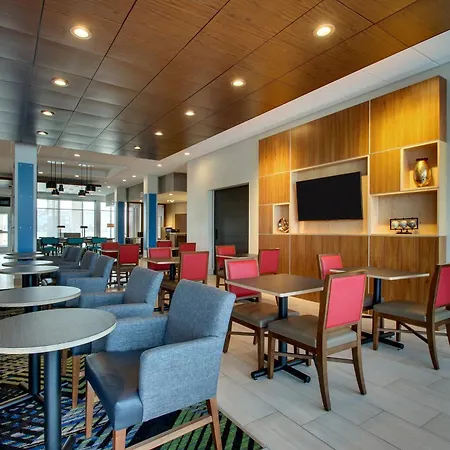 Holiday Inn Express & Suites Troy By Ihg-2