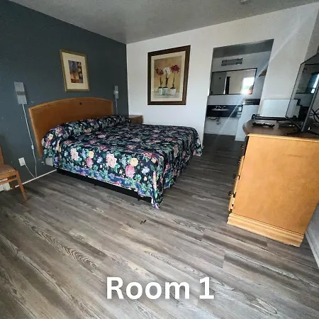 Nights Inn - Richfield-2