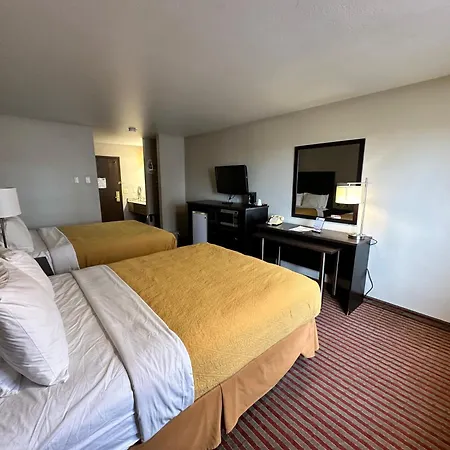 Rodeway Inn & Suites Madison East-3