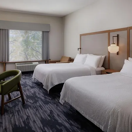 Fairfield Inn & Suites By Marriott Kelowna-2