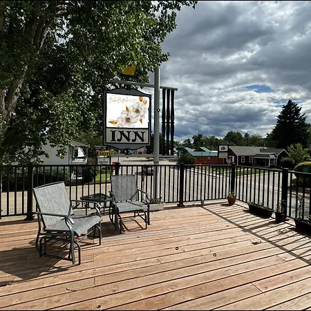 The Boho Buffalo Inn-3
