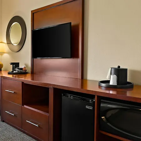 Comfort Suites-3