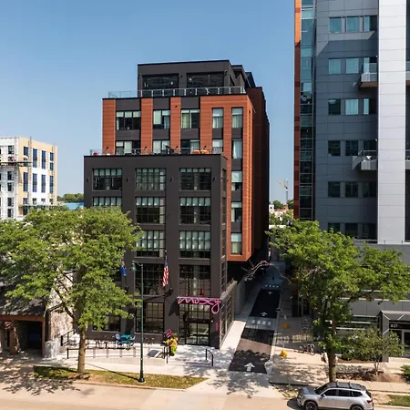 Moxy Madison Downtown-3