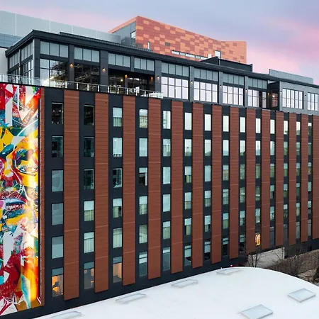 Moxy Madison Downtown-2
