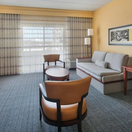 Courtyard By Marriott Mt. Laurel-2
