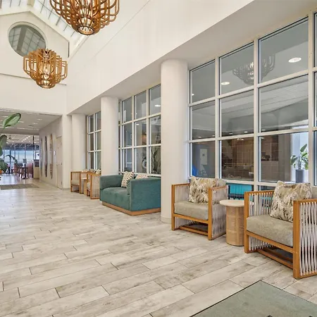 Hampton Inn Virginia Beach Oceanfront North-3
