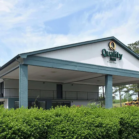Quality Inn Manning I-95-3