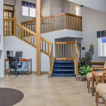 Quality Inn Port Clinton Waterfront-2
