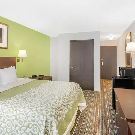 Days Inn By Wyndham York-3