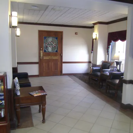 Quality Inn & Suites Williamsport-2