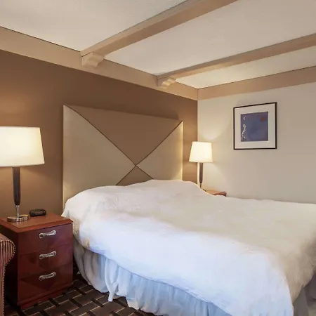 Knights Inn Greensburg-2