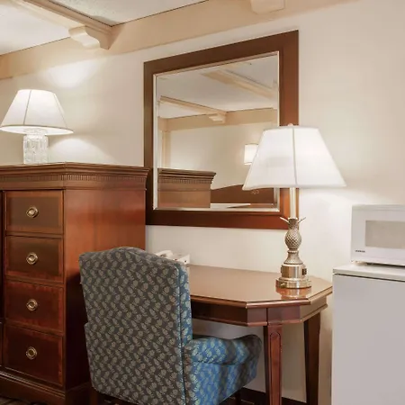 Knights Inn Greensburg-3