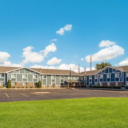 Americas Best Value Inn & Suites-Birch Run-3