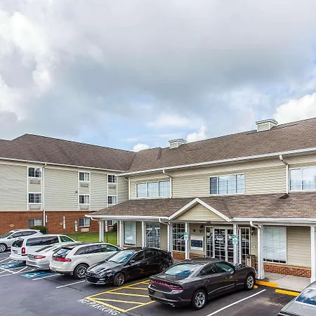 Suburban Studios Near University Of North Carolina-Charlotte-2