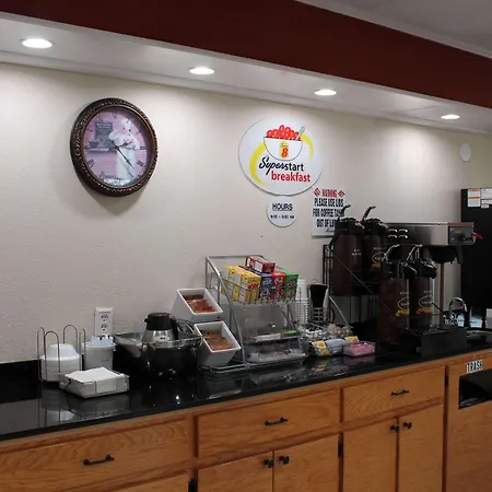 Super 8 By Wyndham Dothan-3