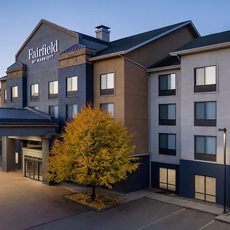 Fairfield Inn & Suites By Marriott Kelowna-3