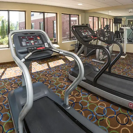 Holiday Inn Express Hotel & Suites Manchester - Airport By Ihg-2