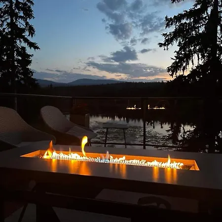 Idabel Lake Getaway Near Kelowna & Big White-2