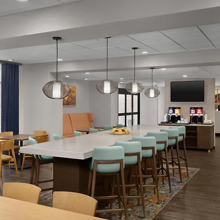 Hampton Inn Kernersville-2