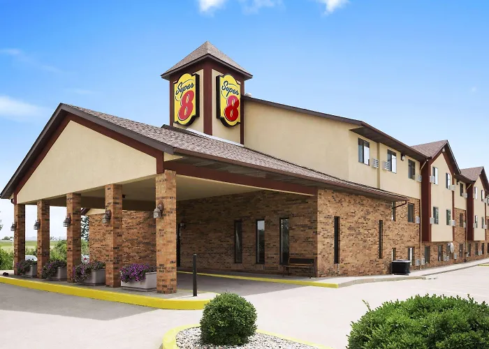 Super 8 By Wyndham Marion Motel