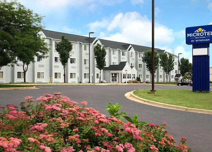 Microtel Inn & Suites By Wyndham Madison East
